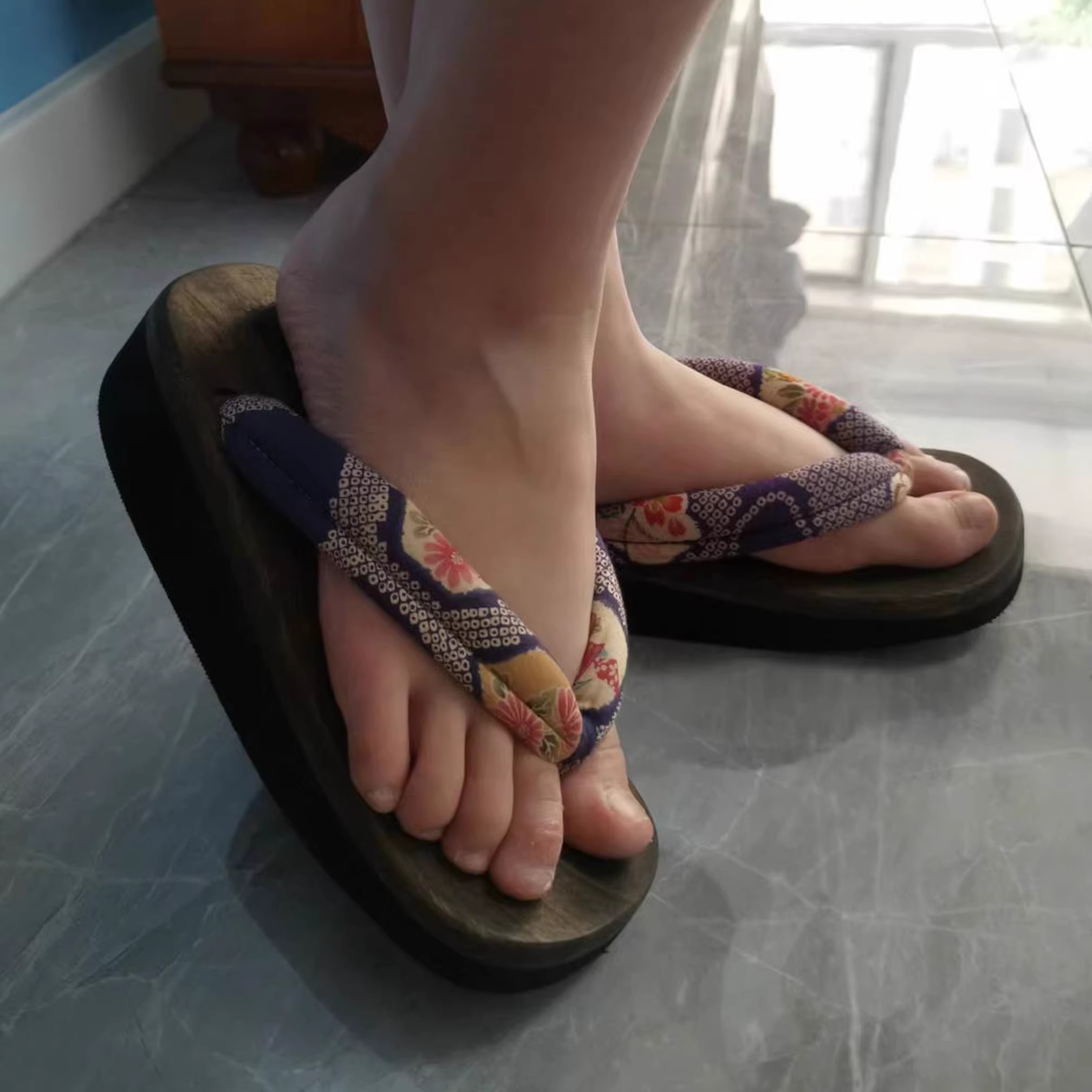 Women's Cosplay Shoes Mid Heel - Geta Wooden Sandal review and price